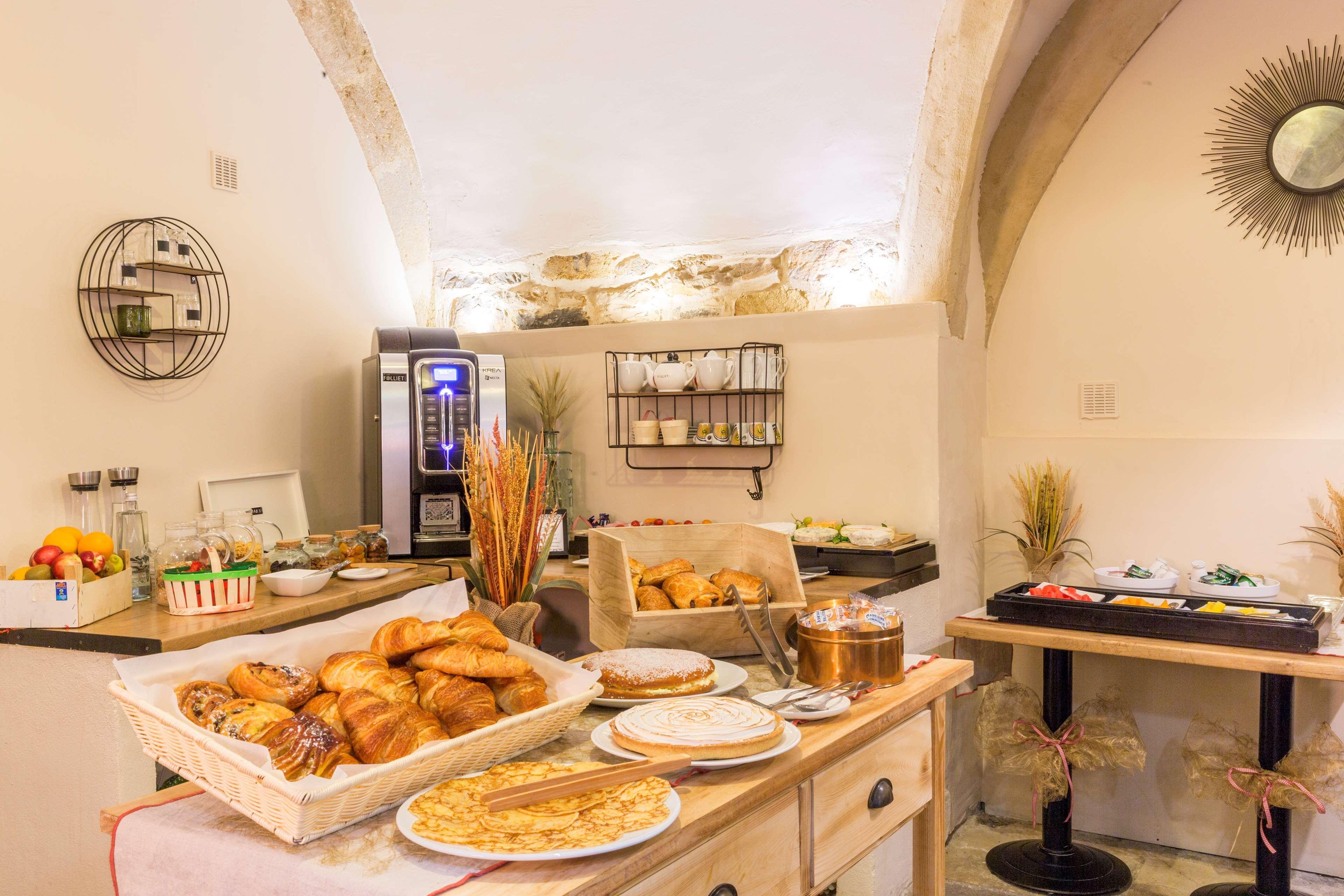 Best Western Marquis De La Baume Nîmes Zewnętrze zdjęcie